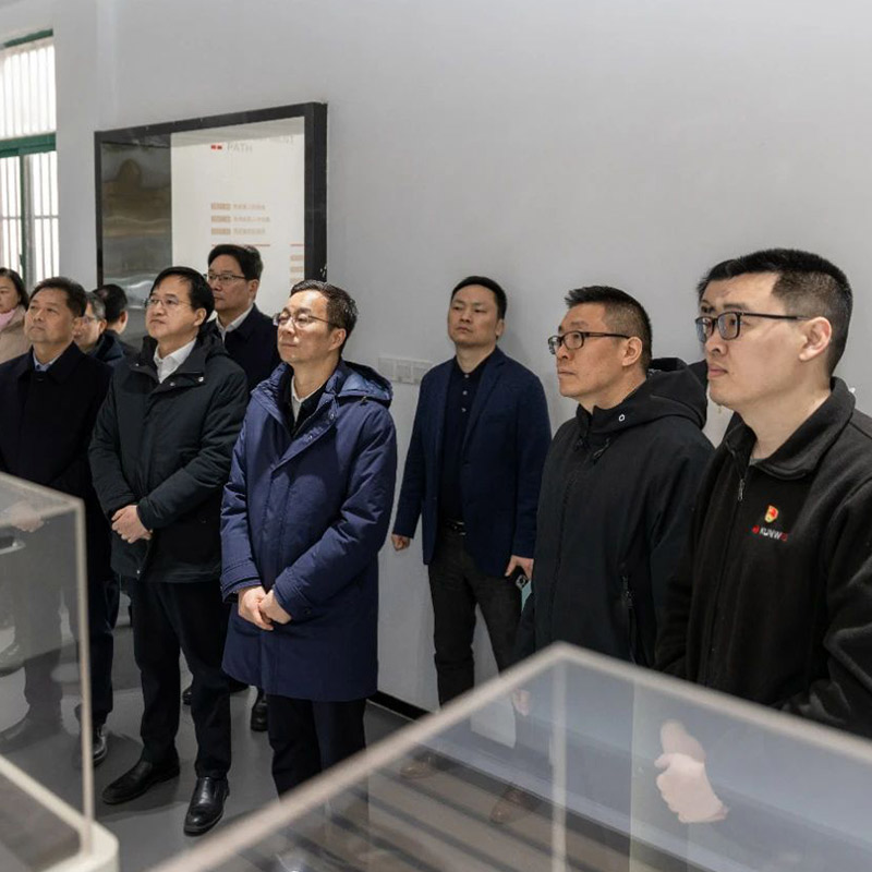 創(chuàng)新驅(qū)動(dòng) 智造未來(lái)丨市委副書記、市長(zhǎng)周偉率隊(duì)調(diào)研常州坤維傳感科技有限公司